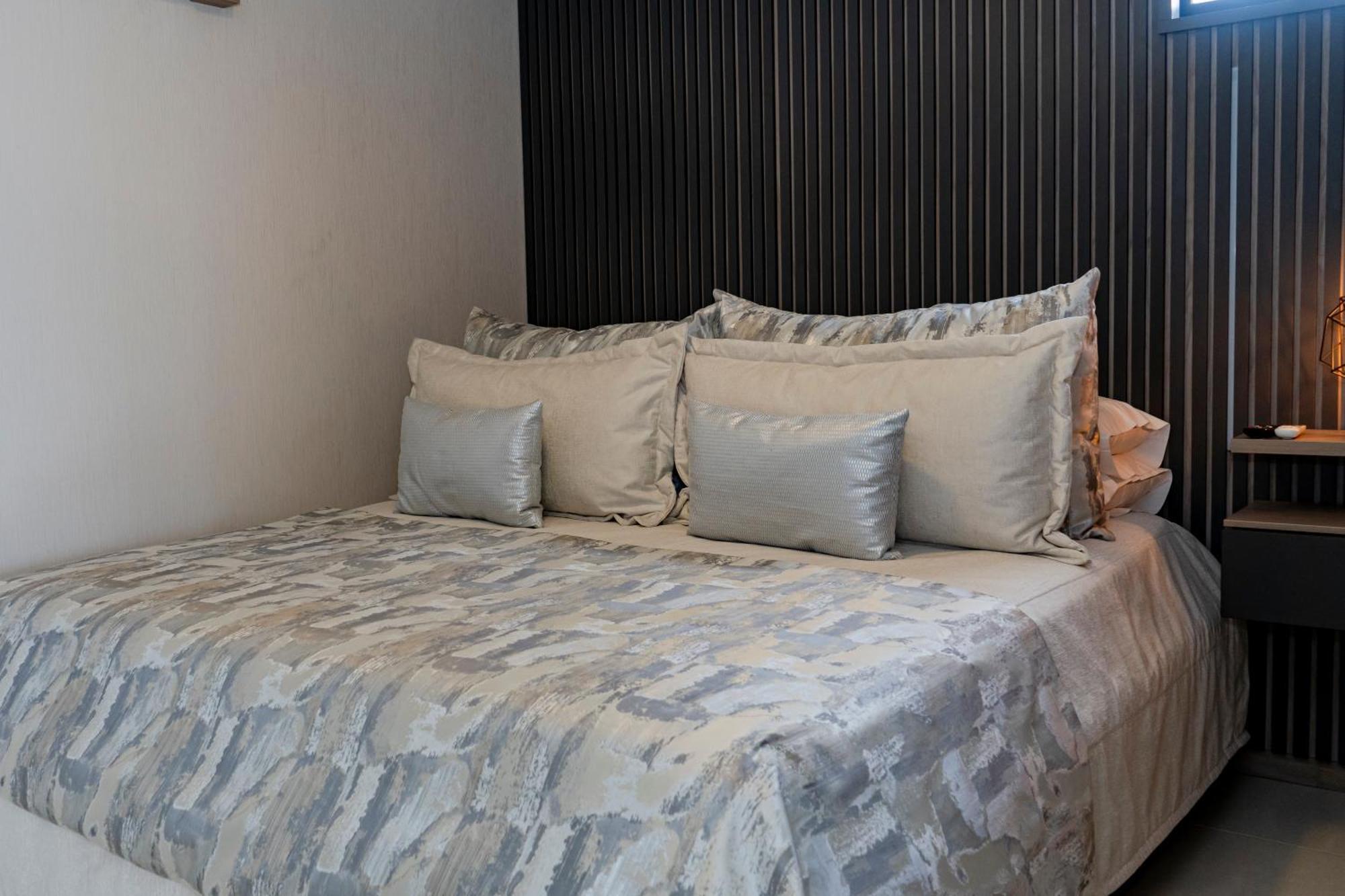 Gema Lujosos En Laureles Apartment Medellín